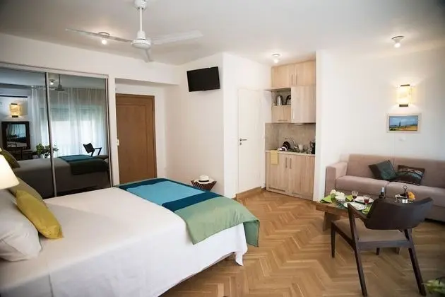 Apart Daire, Balkon (Alia)