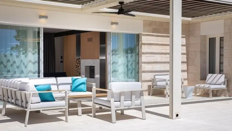 Villa, Sigara İçilebilir