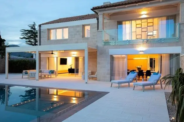 Villa, Sigara İçilebilir