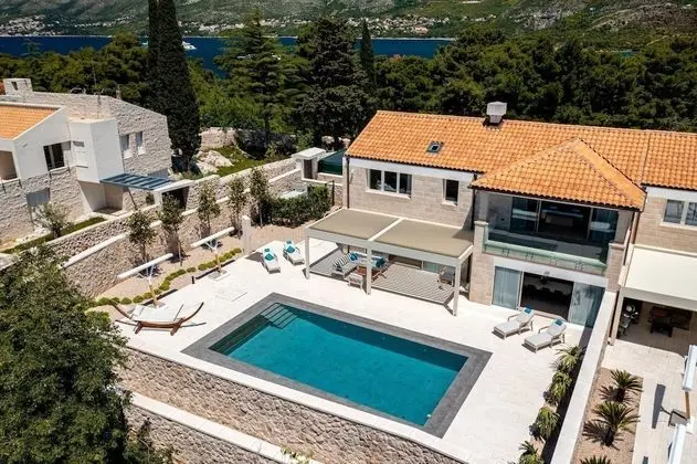 Villa, Sigara İçilebilir