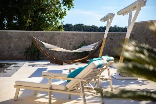 Villa, Sigara İçilebilir