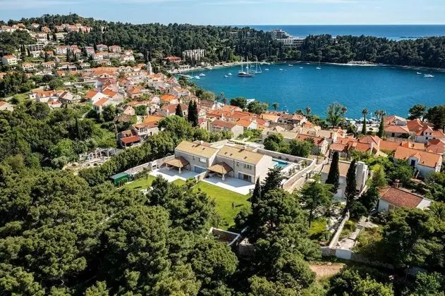 Villa, Sigara İçilebilir