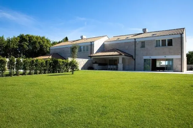 Villa, Sigara İçilebilir