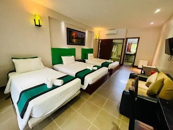 Deluxe Üç Kişilik Oda