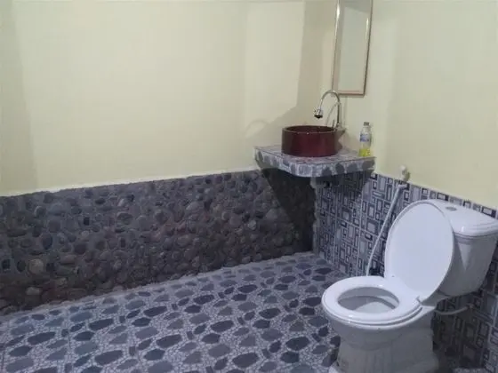 Üç Kişilik Oda, Dağ Manzaralı