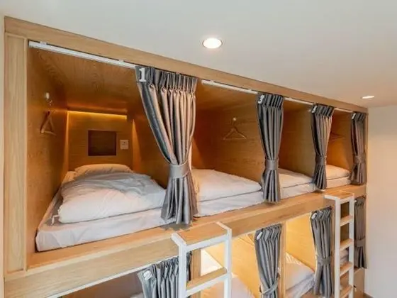 Dormitory Room with 4 Bunk Beds (8 persons)