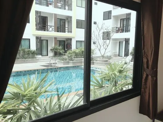 Pool Access Room