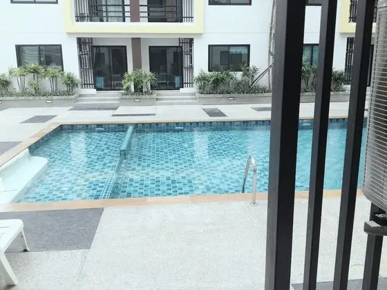 Pool Access Room