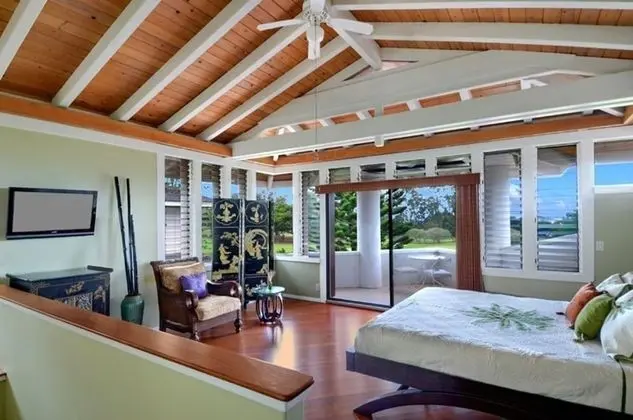 Ev, Birden Çok Yatak (Rate Elegant home with hot tub and po)