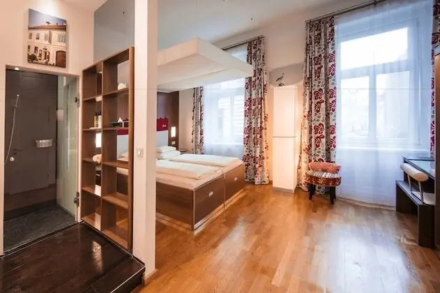 Economy Tek Büyük Yataklı Oda