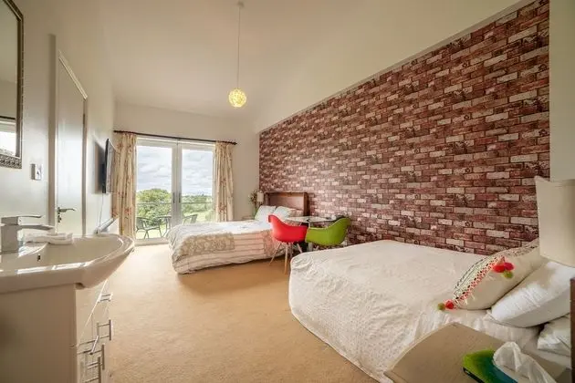 Dört Kişilik Oda, Balkon