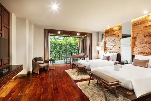 Deluxe Garden Room