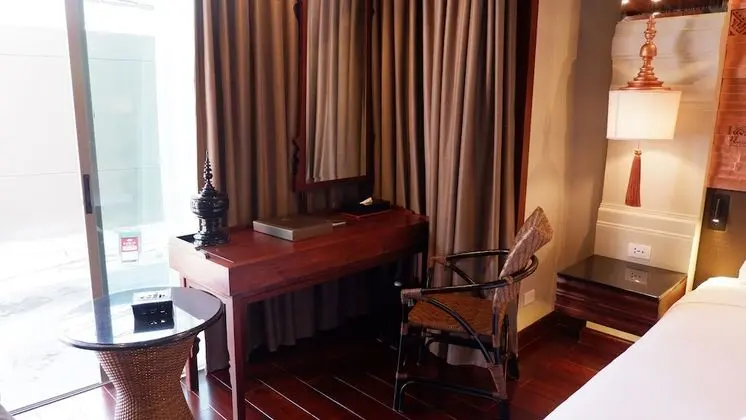 Deluxe Garden Room