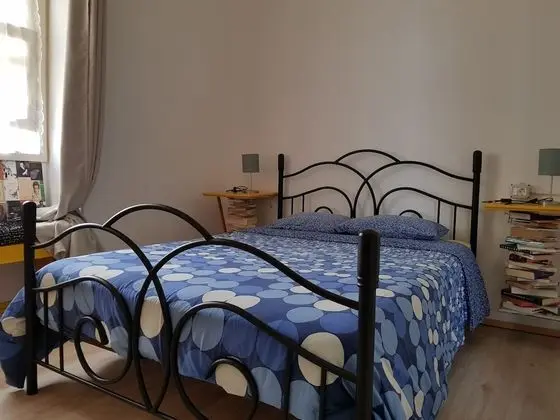 Tek Büyük Yataklı Oda, Ortak Banyo