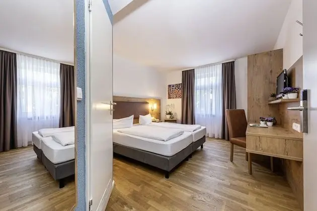 Standard Tek Büyük Yataklı Oda