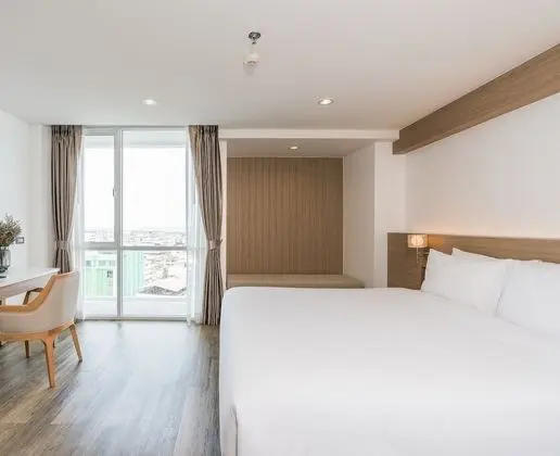 Deluxe Tek Büyük Yataklı Oda
