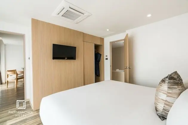 One Bedroom Suite