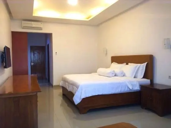 Deluxe Tek Büyük Yataklı Oda