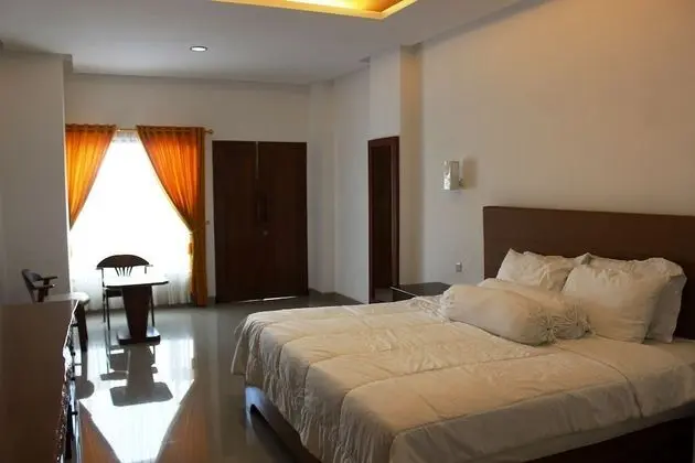 Deluxe Tek Büyük Yataklı Oda
