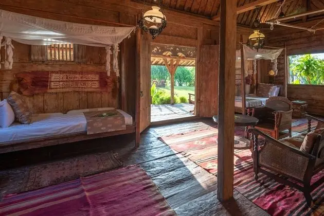 Deluxe Villa, 2 Yatak Odası, Koy Manzaralı, Denize Sıfır