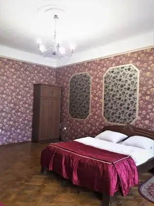 Apart Daire (1 Room on  Rynok Sq., 16)