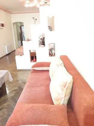 Apart Daire (1 Room on  Rynok Sq., 16)