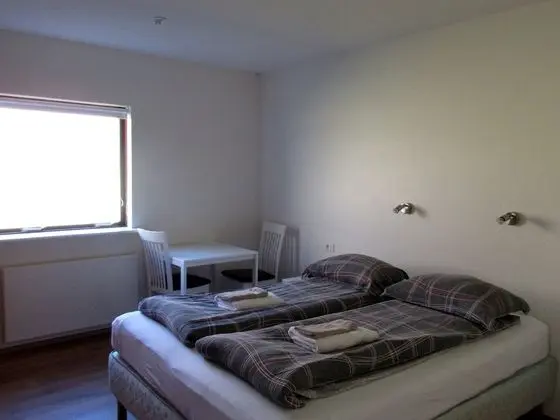 Tek Büyük Yataklı Oda, Ortak Banyo