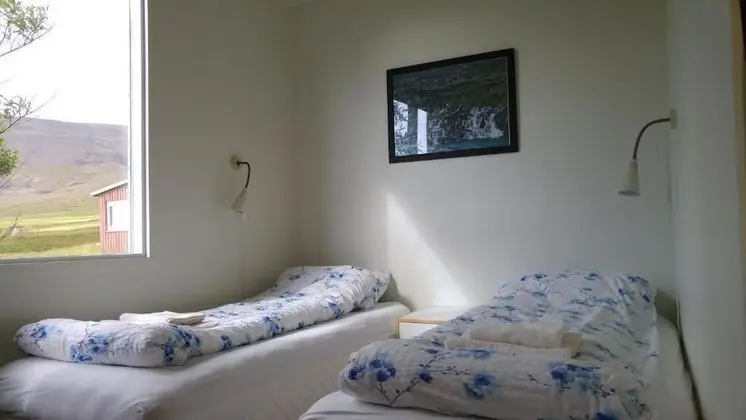 Standard Tek Büyük veya İki Ayrı Yataklı Oda, Ortak Banyo