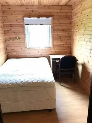 Tek Büyük veya İki Ayrı Yataklı Oda, Ortak Banyo (Sleeping bag accommodation)