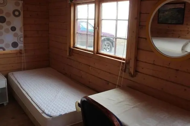 Tek Büyük veya İki Ayrı Yataklı Oda, Ortak Banyo (Sleeping bag accommodation)