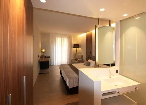 Standard Tek Büyük Yataklı Oda, Balkon