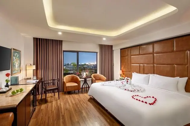 Premier Oda, Şehir Manzaralı