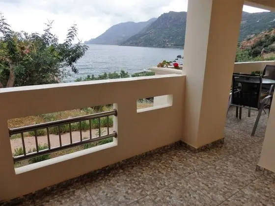 Stüdyo, Deniz Manzaralı