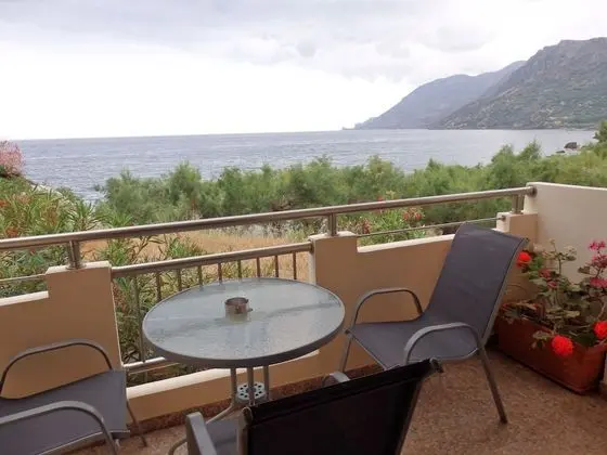 Stüdyo, Deniz Manzaralı