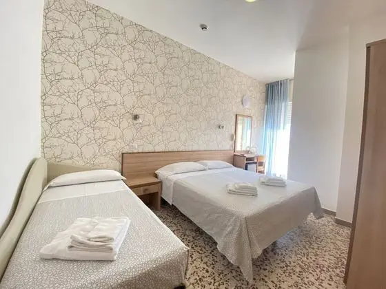 Deluxe Tek Büyük veya İki Ayrı Yataklı Oda, Deniz Manzaralı