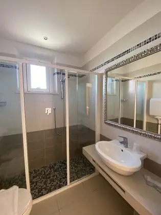 Deluxe Tek Büyük veya İki Ayrı Yataklı Oda, Deniz Manzaralı