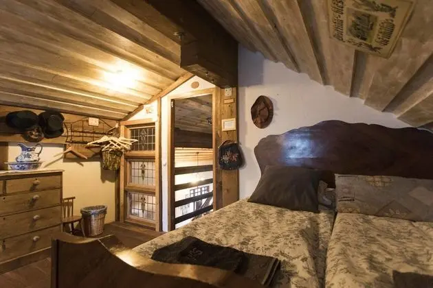 Dört Kişilik Oda, Ortak Banyo