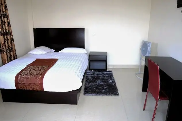 Deluxe Tek Büyük Yataklı Oda