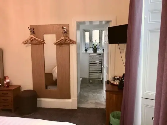 Superior Tek Büyük veya İki Ayrı Yataklı Oda
