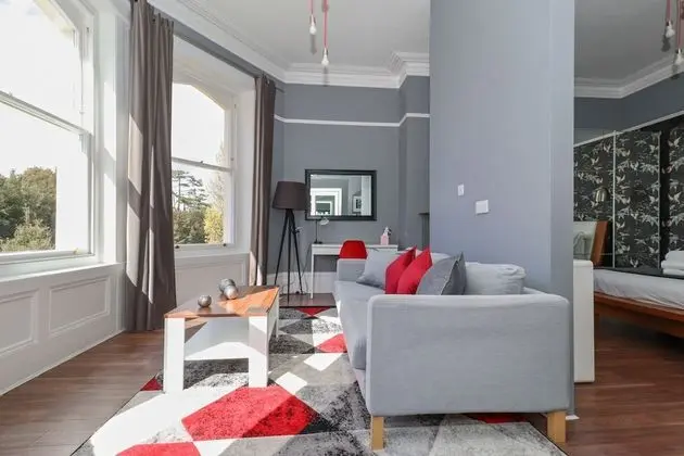 Executive Tek Büyük Yataklı Oda