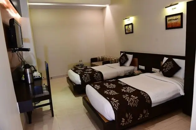Luxury Tek Büyük Yataklı Oda