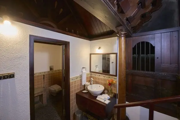 Kır Evi (Anchal)