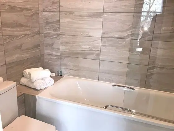 Superior Tek Büyük Yataklı Oda, Banyolu/Duşlu