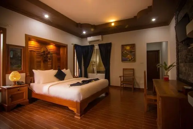 Executive Suite - Pool View