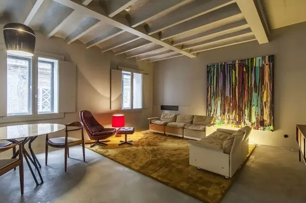 Superior Çatı Katı (Loft)