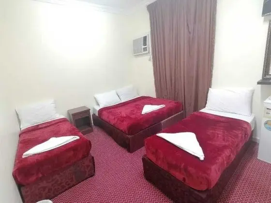 Üç Kişilik Oda