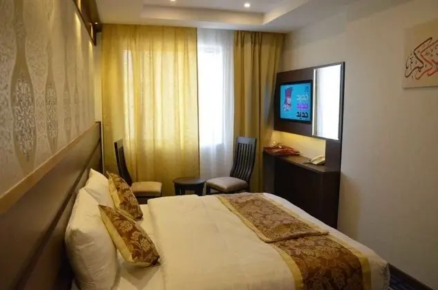 City Tek Büyük veya İki Ayrı Yataklı Oda, 2 Yatak Odası, Şehir Manzaralı