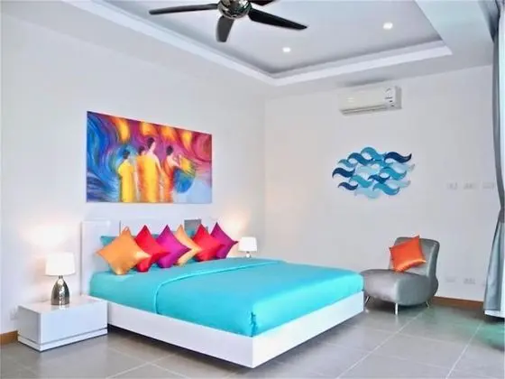 Villa, 2 Yatak Odası, Havuz Kenarı