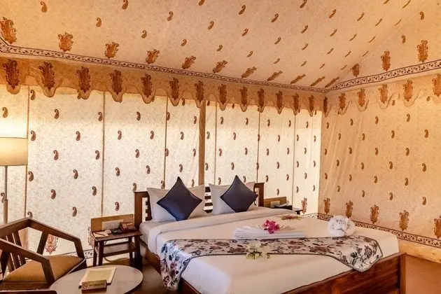 Deluxe Tent
