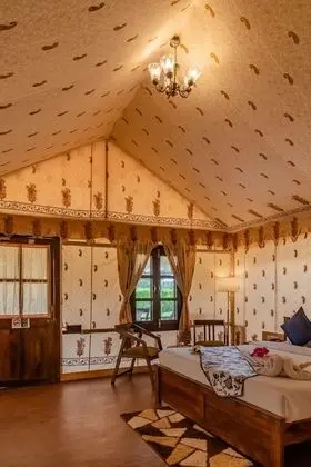 Deluxe Tent